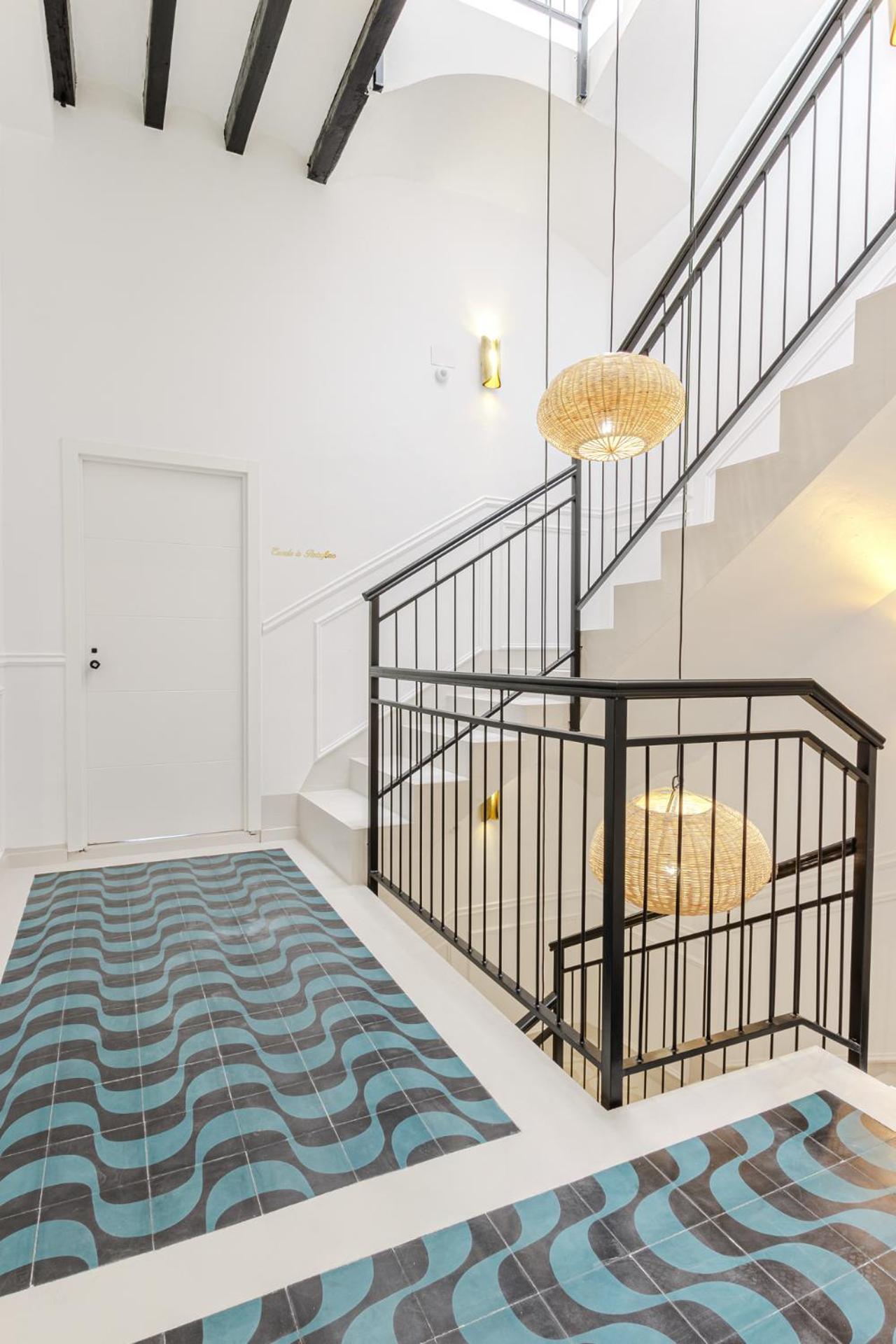 Luxurious Studio In Historic Center Of Аликанте Экстерьер фото